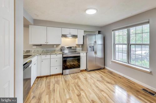 16420 Pennsbury Dr, BOWIE, MD, 20716-1762 | Card Image