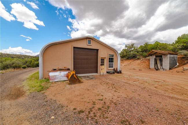Garage | Image 61