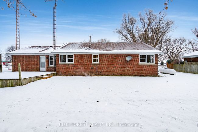 25172 St Clair Rd, House other with 3 bedrooms, 1 bathrooms and 4 parking in Dover Centre ON | Image 38