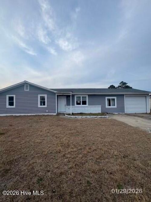 203 W Volant St, Hubert, NC, 28539-4435 | Card Image