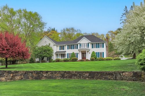 100 Overlook Dr, Groton, MA, 01450-1045 | Card Image