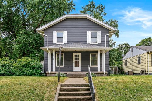 1818 E Ewing Avenue, South Bend, IN, 46613-8405 | Card Image