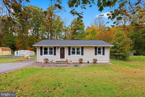 11006 Doe Cir, FREDERICKSBURG, VA, 22407-6333 | Card Image