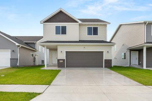 7075 Benji Ln, Horace, ND, 58047-2822 | Card Image