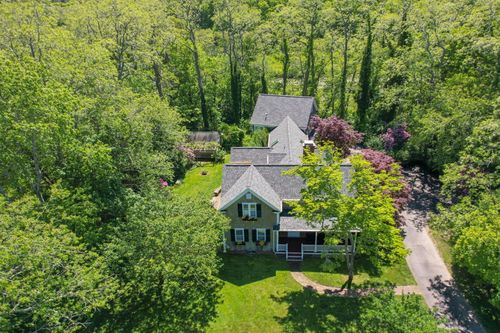 18 Old County Rd, East Sandwich, MA, 02537-1431 | Card Image