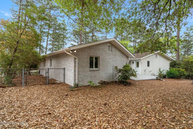 565 Lake Forest Dr Se, House other with 3 bedrooms, 3 bathrooms and 2 parking in Pinehurst NC | Image 45