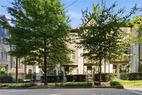 633 Broadview Pl Ne, Atlanta, GA, 30324-3652 | Card Image