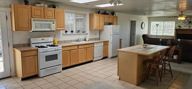 155 James Ct, House other with 2 bedrooms, 3 bathrooms and 1200 parking in Kingston NV | Image 14