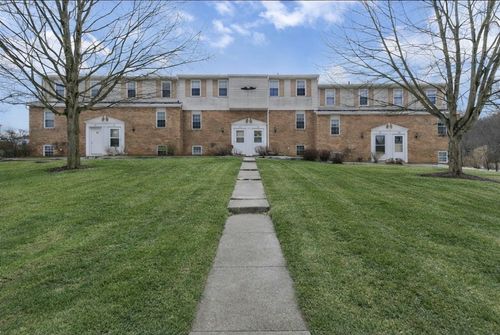 319 Bellford Ct, Cranberry Twp, PA, 16066-4405 | Card Image