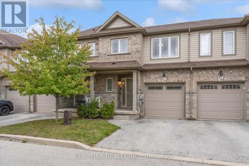 19-70 Highgate Drive, Hamilton (Stoney Creek Mountain), ON, L8J0E8 | Card Image