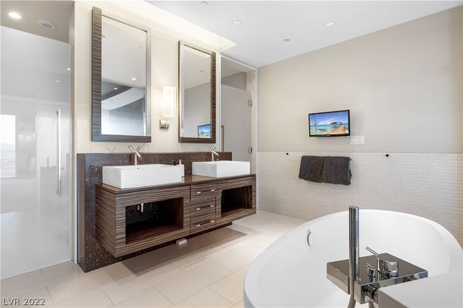 3403 - 3750 Las Vegas Blvd S, Condo with 1 bedrooms, 2 bathrooms and null parking in Las Vegas NV | Image 13