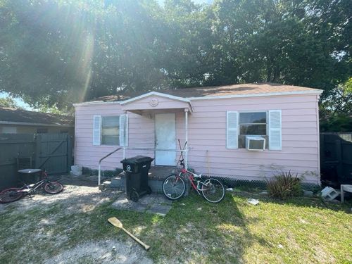 1-2-1409 Ne 5th Terrace, Fort Lauderdale, FL, 33304 | Card Image