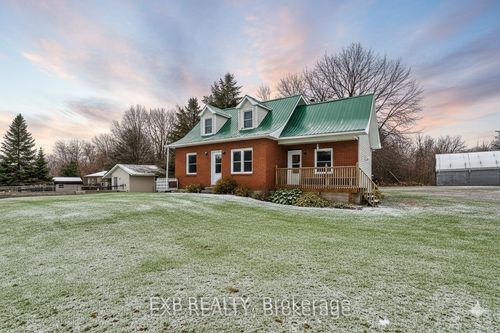 7800 Highway 34, Vankleek Hill, ON, K0B1R0 | Card Image