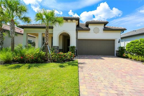 9716 Everglades Dr, NAPLES, FL, 34120-1998 | Card Image