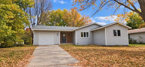 1105 Olena Ave, Willmar, MN, 56201-4719 | Card Image