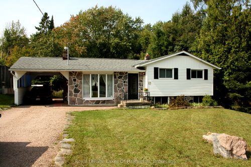 17 Anthony Crt, Huntsville, ON, P1H1T2 | Card Image