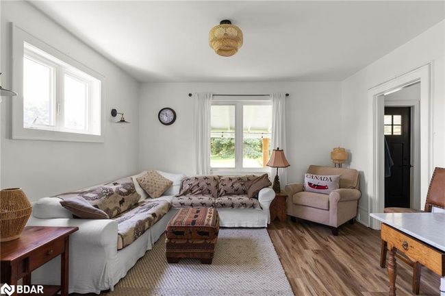 1866 Warminster Sideroad Dr, House other with 3 bedrooms, 2 bathrooms and 12 parking in Warminster ON | Image 13