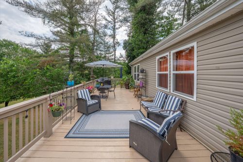 5184 Nw River Rd, Salem, VA, 24153-7802 | Card Image