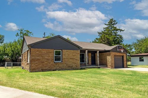 812 Allison Pl, El Reno, OK, 73036-5411 | Card Image