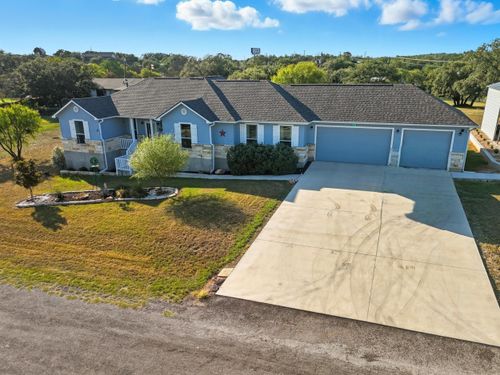 113 County Road 139c, Burnet, TX, 78611-4041 | Card Image