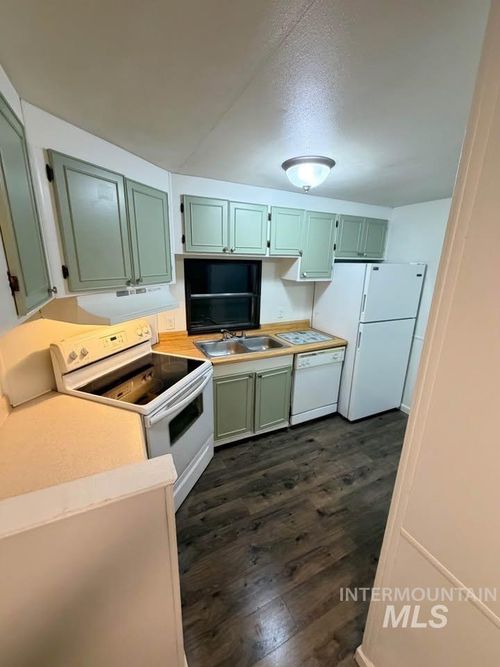 trlr-48-15881 Purple Sage Rd, Caldwell, ID, 83607-8489 | Card Image