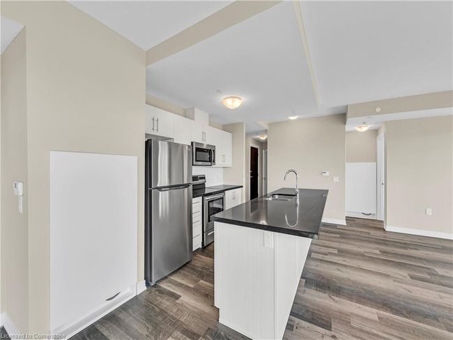 706 - 2750 King St E, House attached with 2 bedrooms, 2 bathrooms and 1 parking in Hamilton ON | Image 15
