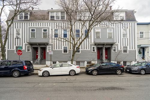 2 Hingham St, Cambridge, MA, 02138-6112 | Card Image