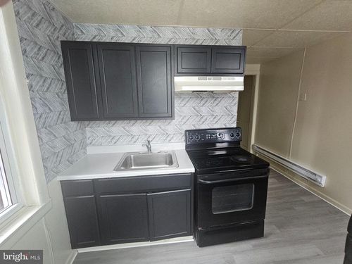 fl-3rd-2526 N 5th St, PHILADELPHIA, PA, 19133-2601 | Card Image