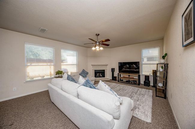 4609 Buescher Ct, House other with 4 bedrooms, 3 bathrooms and 2 parking in Pearland TX | Image 13