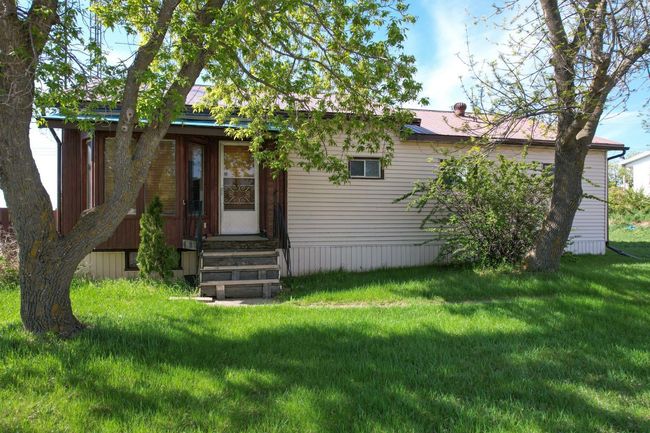 180 1 Street South, House other with 2 bedrooms, 1 bathrooms and 10 parking in Edberg AB | Image 4