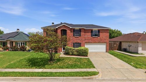 1400 Blazing Star Trl, Burleson, TX, 76028-2575 | Card Image