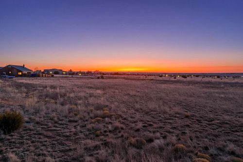 10 Duchess Ct, Edgewood, NM, 87015-9115 | Card Image