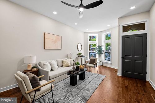 432 E 22nd St, BALTIMORE, MD, 21218-5832 | Card Image
