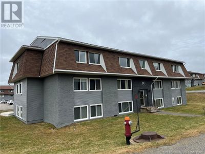 325 Coldbrook Cres, Home with 3 bedrooms, 1 bathrooms and null parking in Saint John NB | Image 2