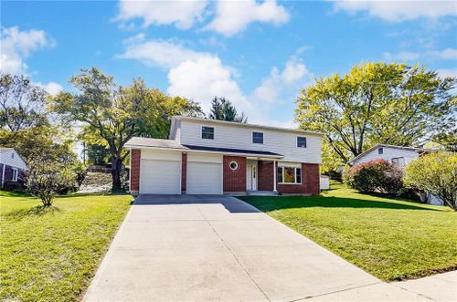 5618 Winterberry Court, Riverside, OH, 45431 | Card Image