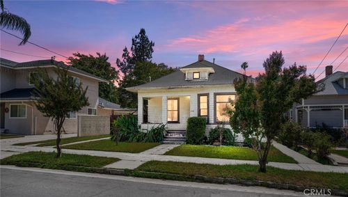 238 Myrtle St, Redlands, CA, 92373-5204 | Card Image