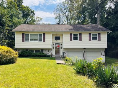 106 S Vacation Drive, House other with 3 bedrooms, 2 bathrooms and null parking in East Fishkill NY | Image 1