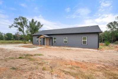 115 County Road 681, Home with 3 bedrooms, 2 bathrooms and null parking in Teague TX | Image 2