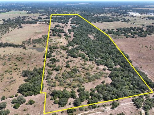 12124 Fm 682, Yoakum, TX, 77995-6796 | Card Image