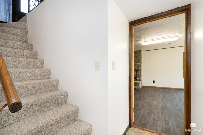 5921 Sharm Dr, House other with 3 bedrooms, 2 bathrooms and null parking in Manhattan KS | Image 22