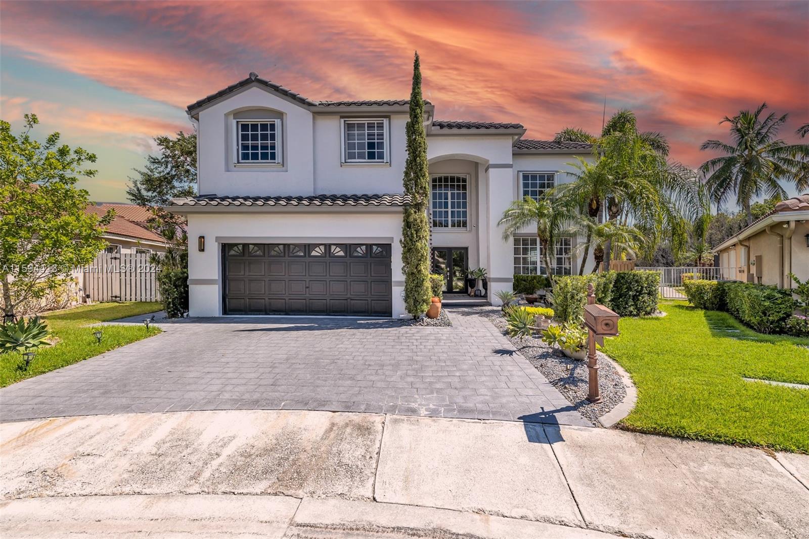 Cameron Ct, Weston, FL 33326