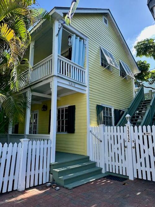 1312 Catherine St, Key West, FL, 33040-3418 | Card Image