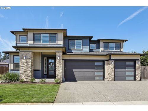 810 Ne 27th St, Battle Ground, WA, 98604-8272 | Card Image