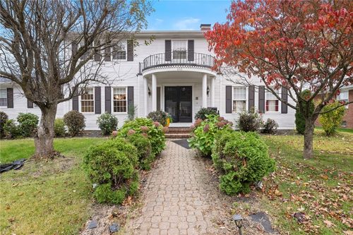 446 Budlong Rd, Cranston, RI, 02920-6041 | Card Image