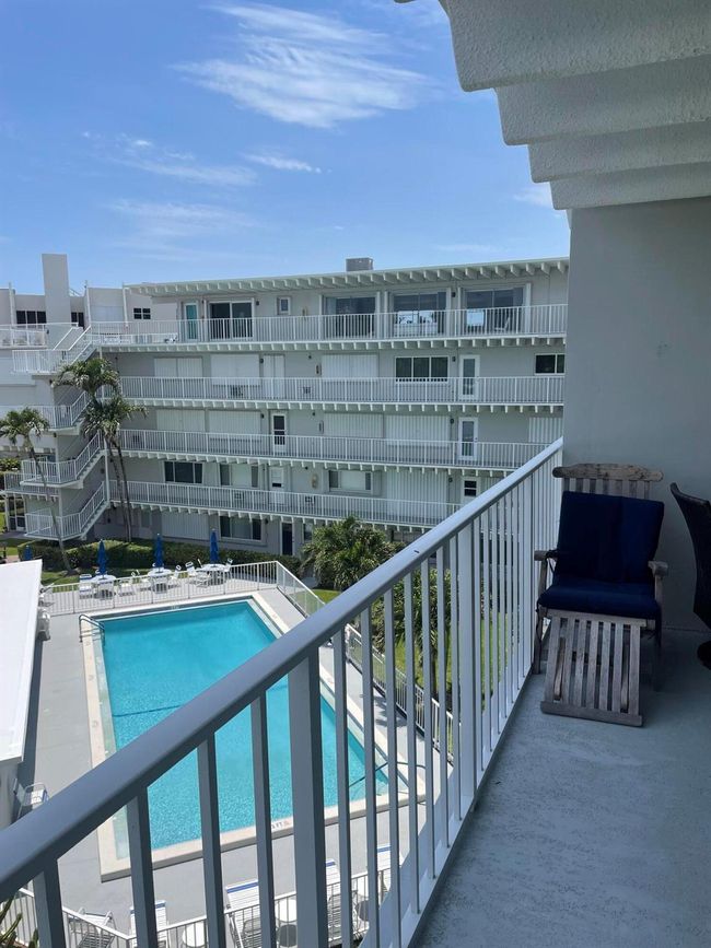 APT-410 - 3500 S Ocean Blvd, Condo with 2 bedrooms, 2 bathrooms and null parking in South Palm Beach FL | Image 7