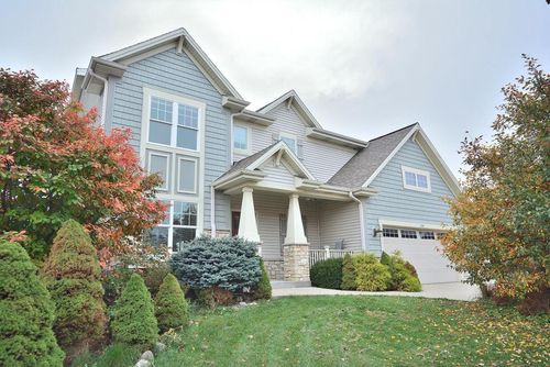 1320 Prairie Creek Boulevard, Oconomowoc, WI, 53066 | Card Image
