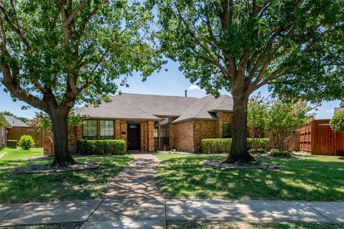 3624 Amanda Cir, Carrollton, TX, 75007-2938 | Card Image