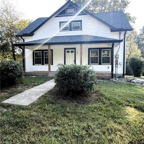 341 Lincoln Heights Rd, Wilkesboro, NC, 28697-8756 | Card Image