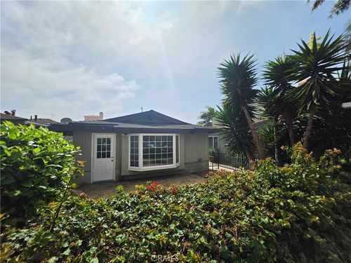 a-620 Geneva, Huntington Beach, CA, 92648 | Card Image