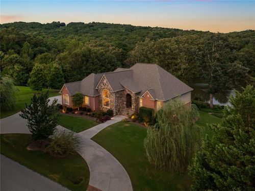 460 Rome Beauty Ln, Clarkesville, GA, 30523-8402 | Card Image